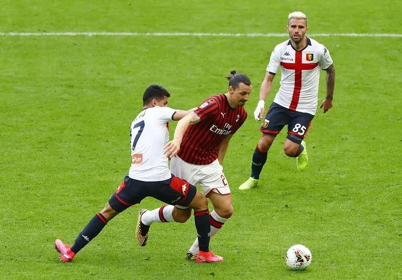 Mỗi đội bóng sẽ có 5 cầu thủ tham gia thi đấu chính thức trên sân cỏ mini