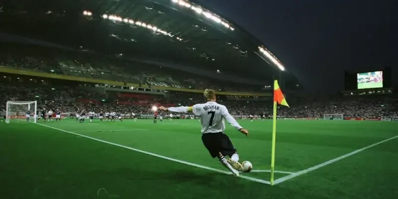 Quản lý và giám sát của trọng tài trong quá trình thực hiện luật phạt góc