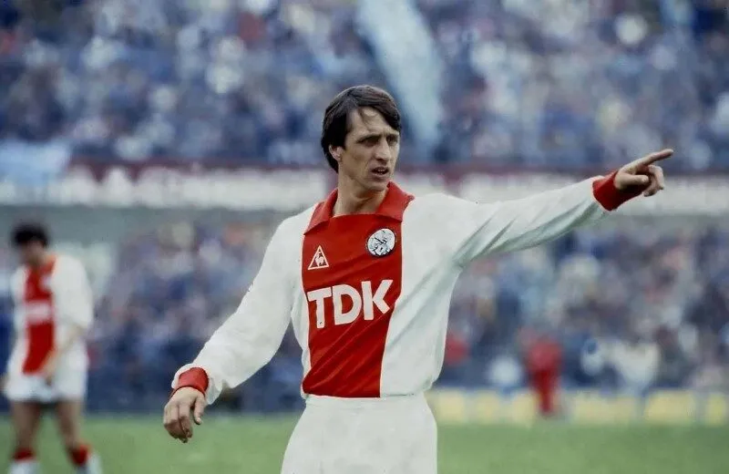 Tiểu Sử Johan Cruyff Giới thiệu chung Tiểu Sử Johan Cruyff