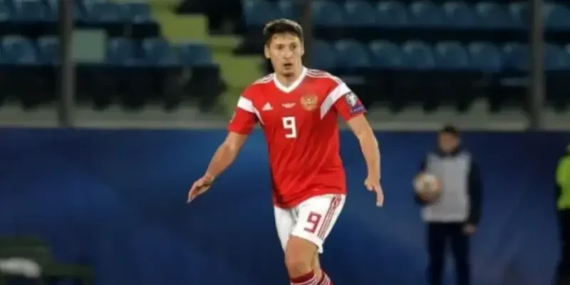 Giới thiệu chung về Tiểu sử Vladimir Kuzmichev